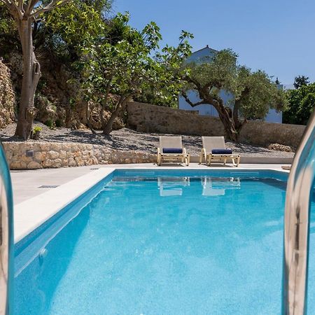 Villa Eva Provarma Esterno foto