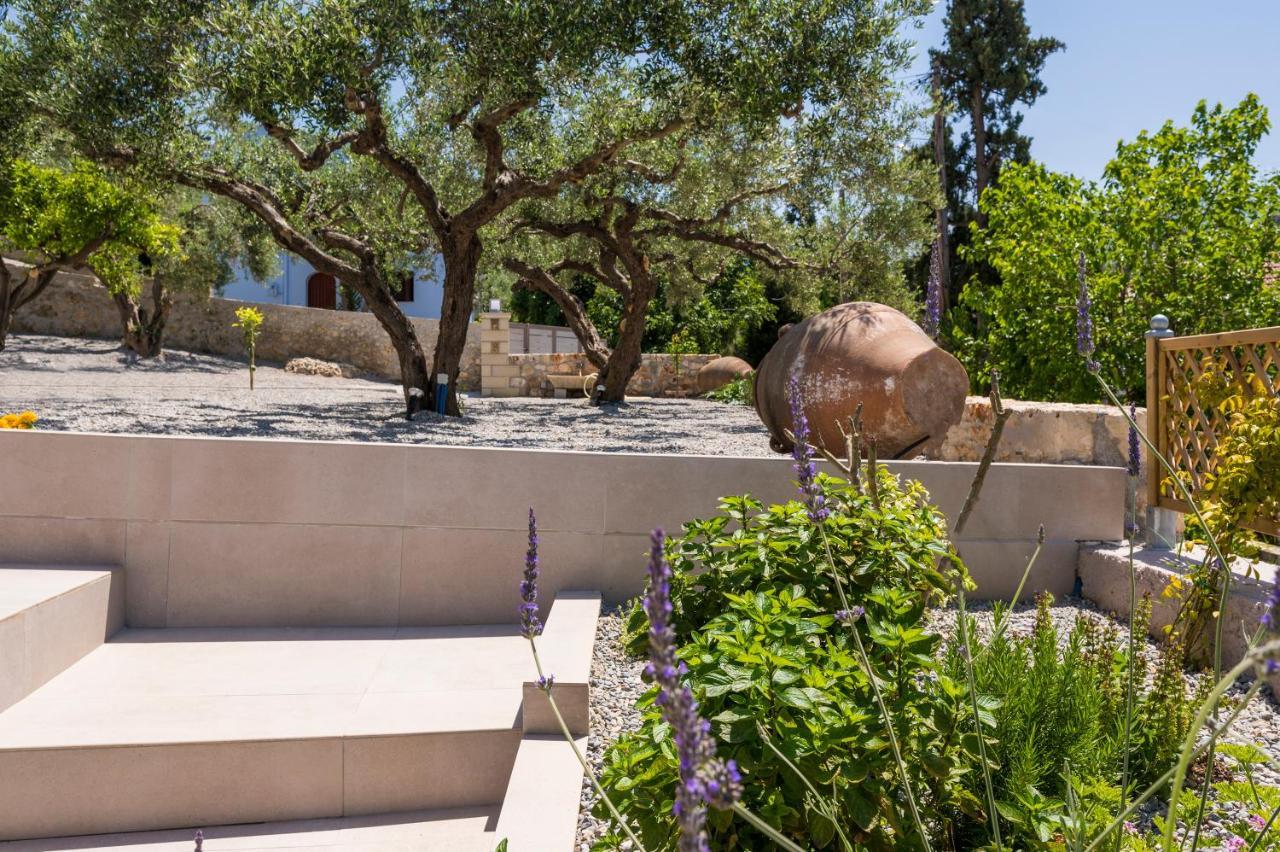 Villa Eva Provarma Esterno foto