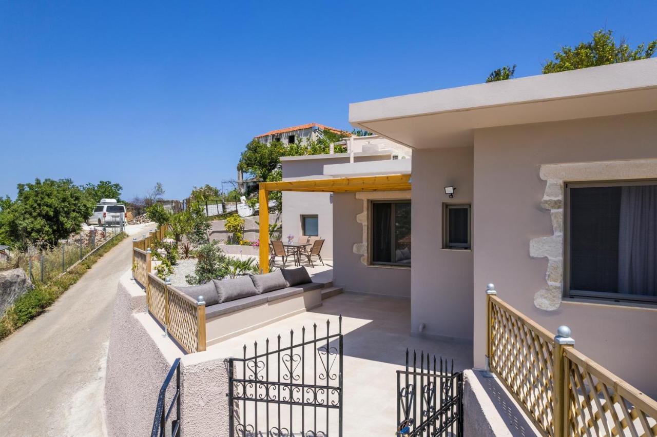 Villa Eva Provarma Esterno foto