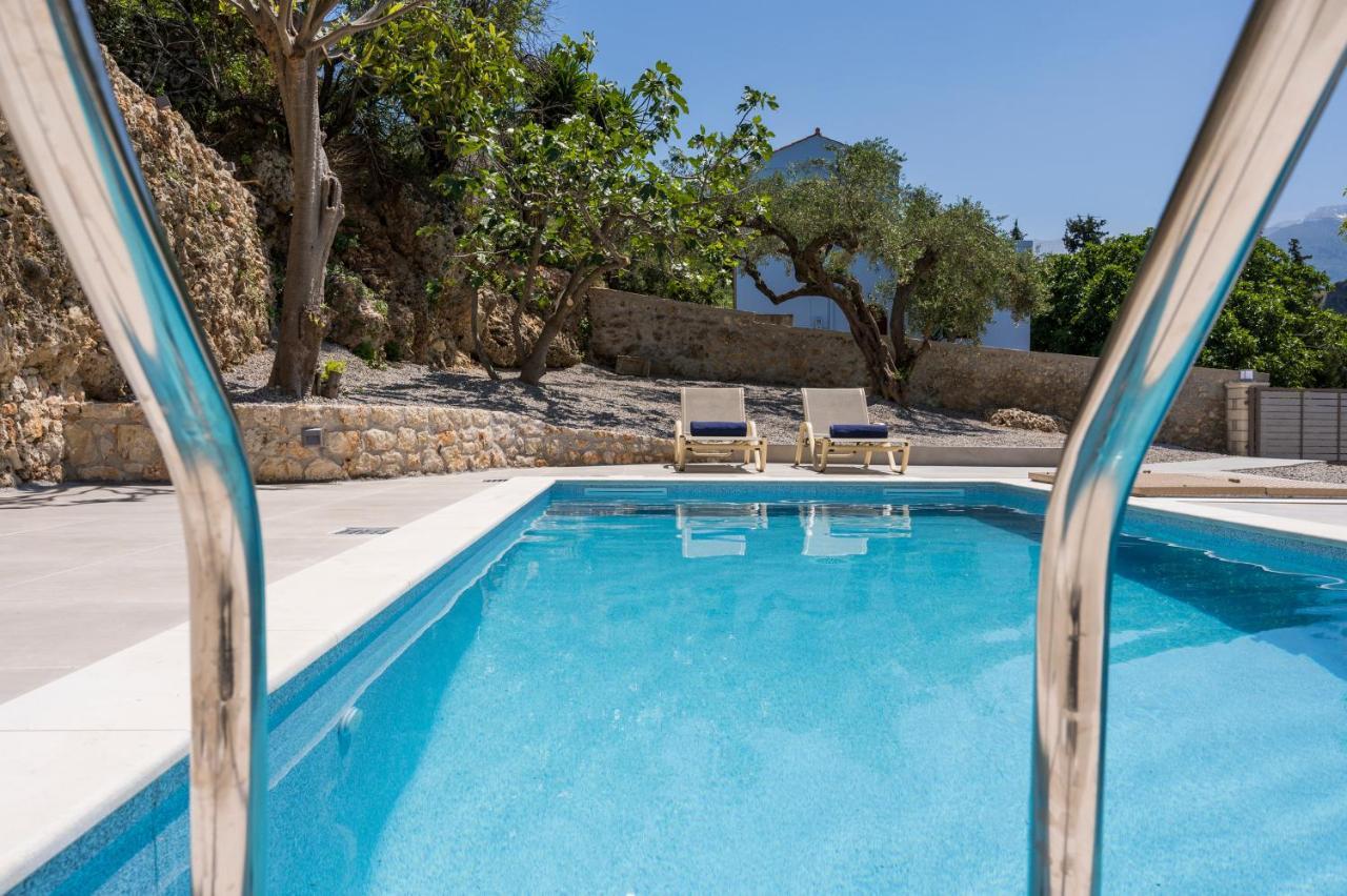 Villa Eva Provarma Esterno foto